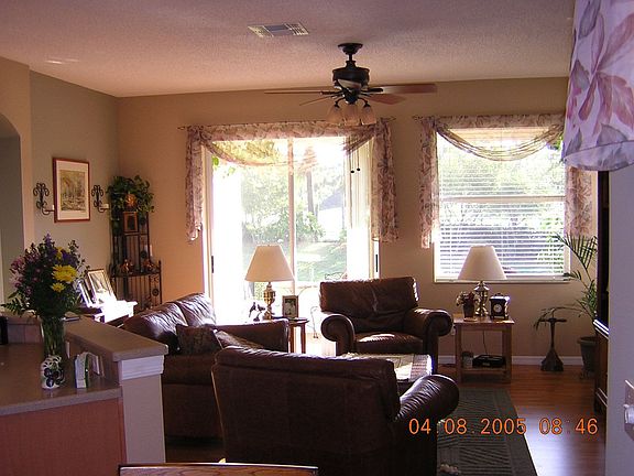 3rd image of 609 Tremont Greens Ln
