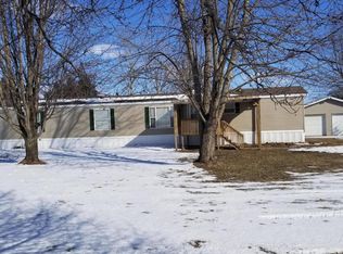 6141 Jordan Lake Rd, Saranac, MI 48881