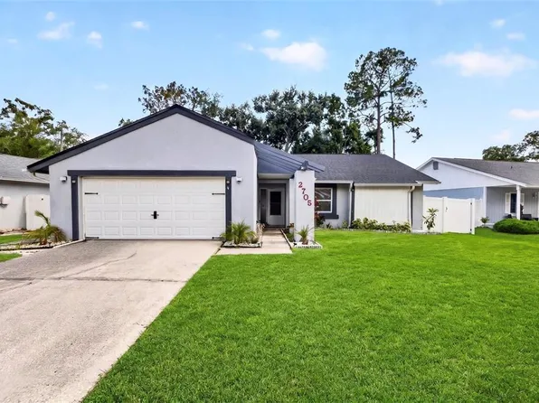 2705 Lakeville Dr, Tampa, FL 33618