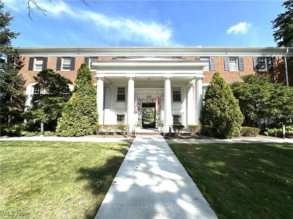 19901 Van Aken Blvd Unit C-106, Shaker Heights, OH 44122
