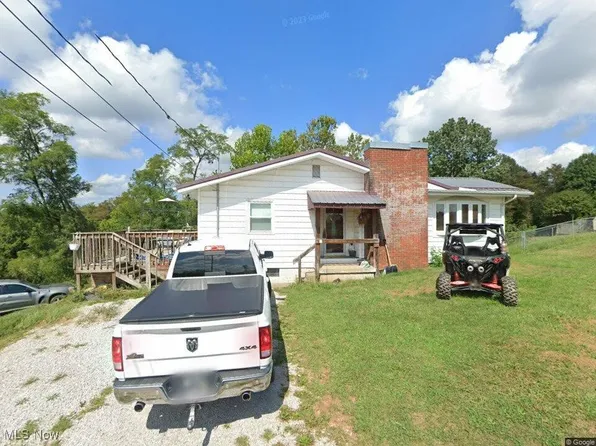 583 Jewell Rd, Parkersburg, WV 26101