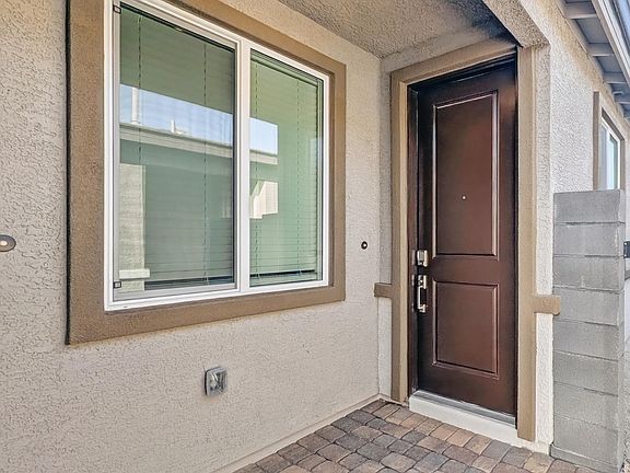 2nd image of 9776 Douglas Fir St