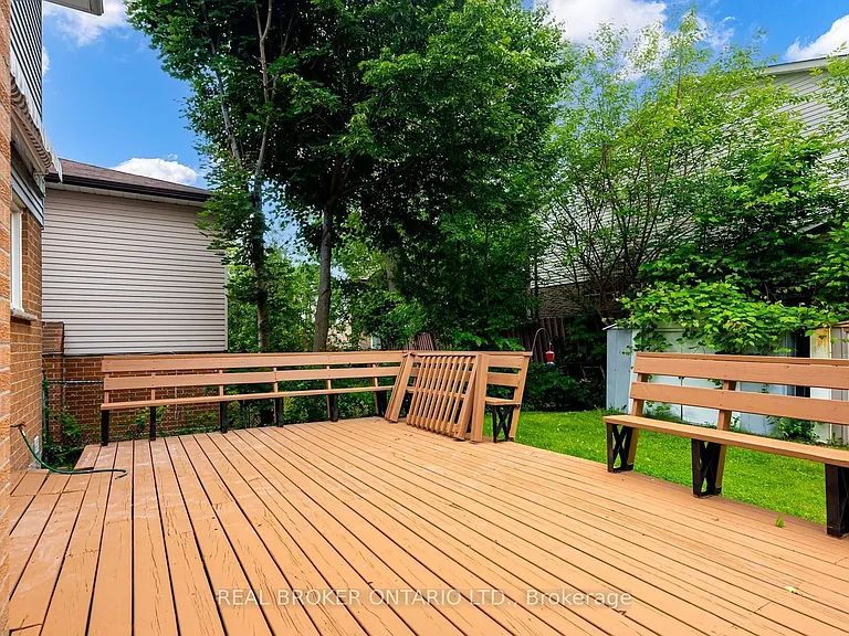 47 Rotary Dr — Photo 21