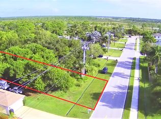 2851 SE Grand Dr, Port Saint Lucie, FL 34952