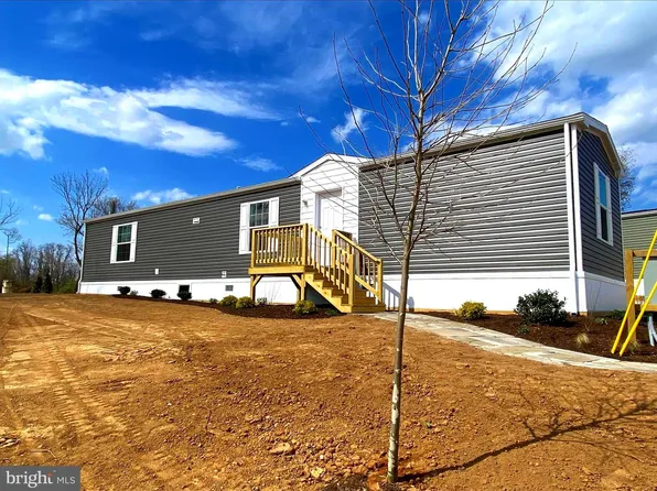 2140 Horseshoe Park, Honey Brook, PA 19344