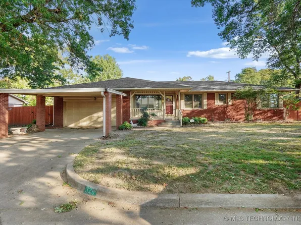 326 E 15th St, Claremore, OK 74017