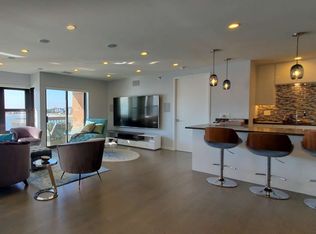 1 Seal Harbor Rd APT 403, Winthrop, MA 02152