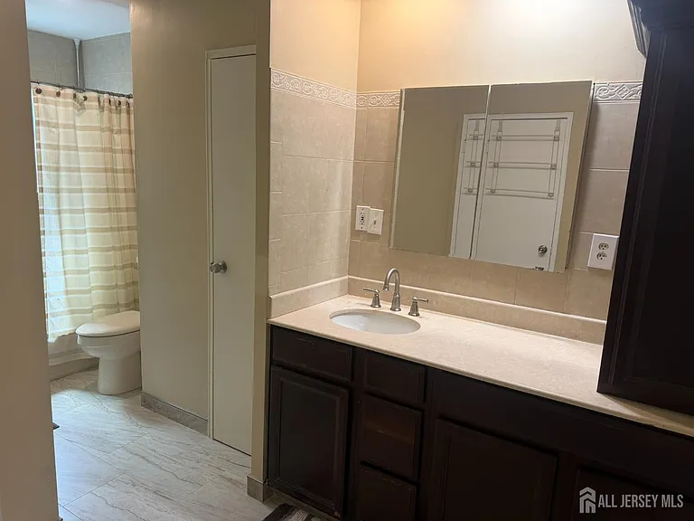 652 Holly Ln — Photo 36
