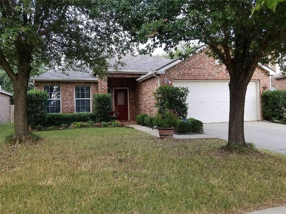 1st image of 6121 Moor Hen Dr