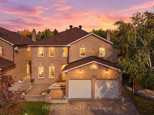 75 Somerset Cres, Richmond Hill, ON L4C 8N8