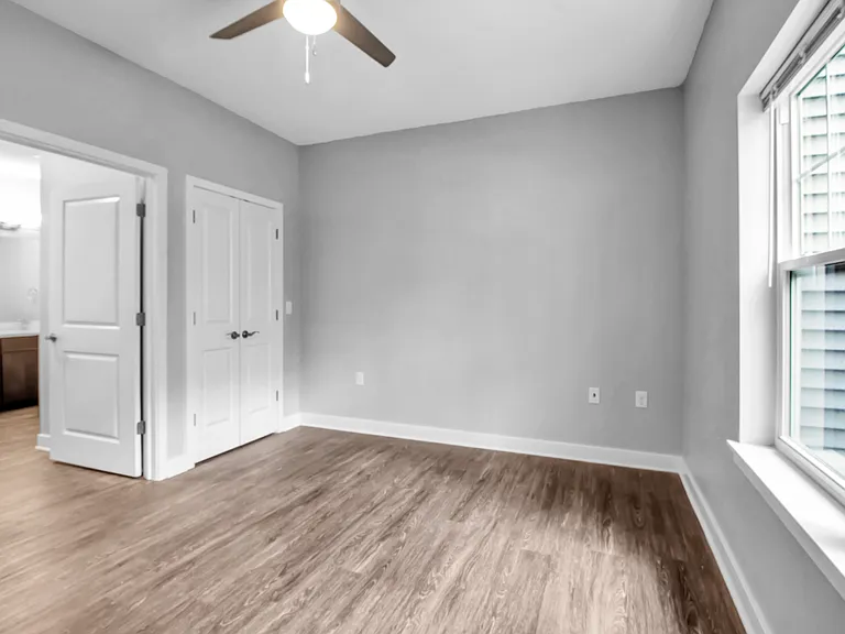 9150 Transit Rd — Photo 43