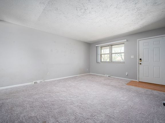 5th image of 2413 Chappie Ln