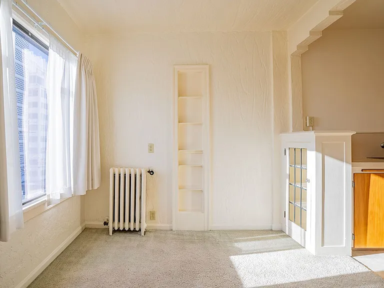 Franconia Apartments — Photo 17