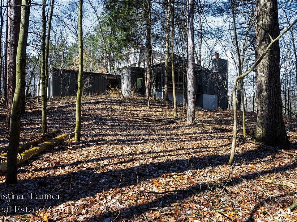 1st image of 750 Honey Creek Ave SE