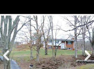 33 Eagle Rd, Kenna, WV 25248