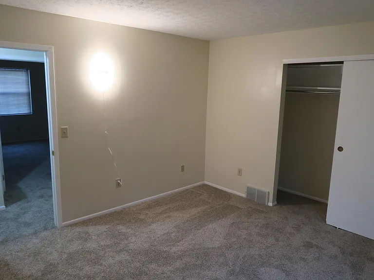 59 W Tulane Rd — Photo 16