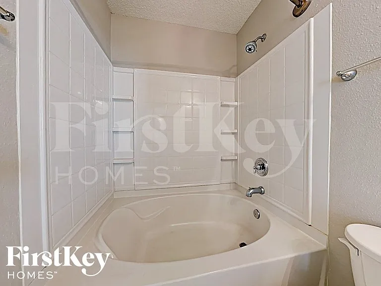 4234 Kellybrook Dr — Photo 7