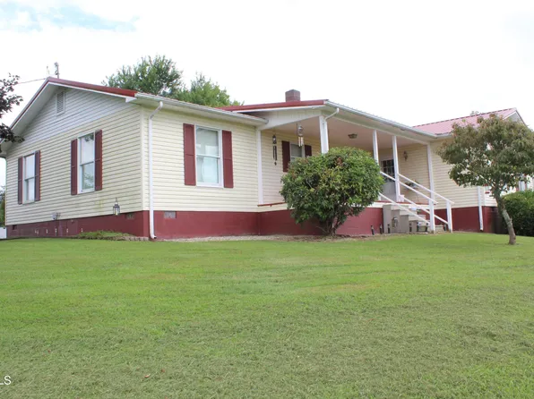 1704 Balls Chapel Rd, Rose Hill, VA 24281