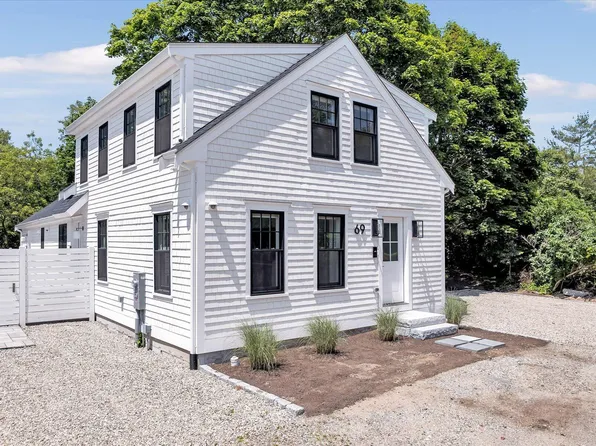 69 Pleasant Street, Provincetown, MA 02657