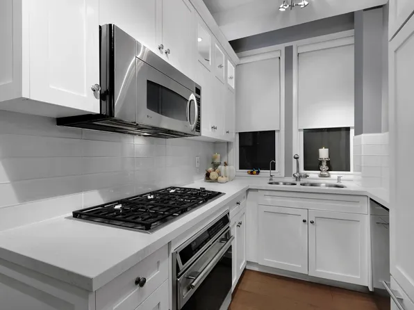 71 Park Avenue image 6 of 12