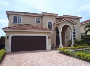 15866 SW 50th Ter, Miami, FL 33185