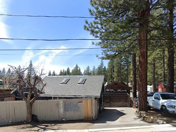 217 Chipmunk St, Kings Beach, CA 96143