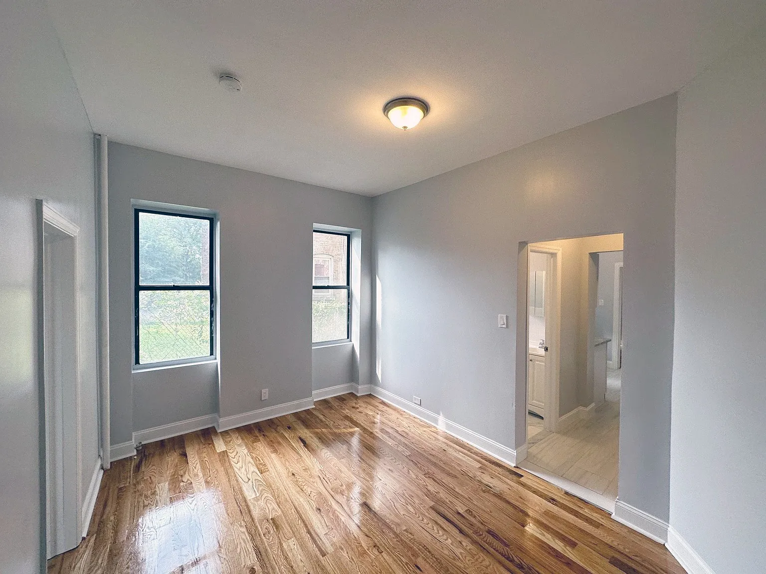 3604 - Park Avenue Palisades — Photo 2