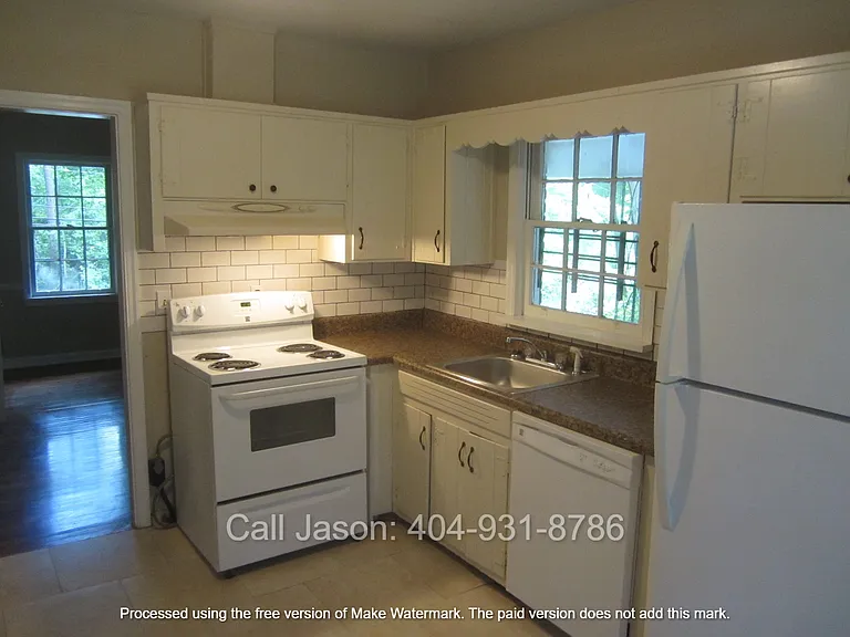 1911 Delowe Dr SW — Photo 3