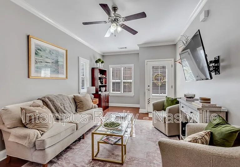 1128 Woodbury Falls Ct — Photo 4