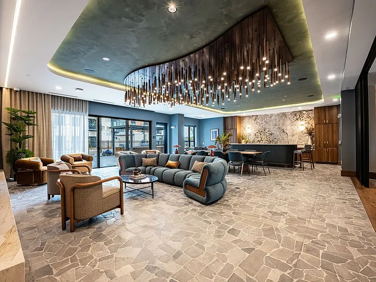 The Winn at Golden Valley — Photo 4