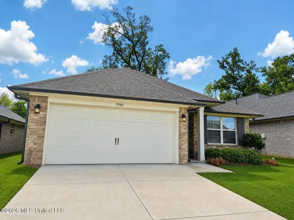 7949 Gardendale Dr, Olive Branch, MS 38654