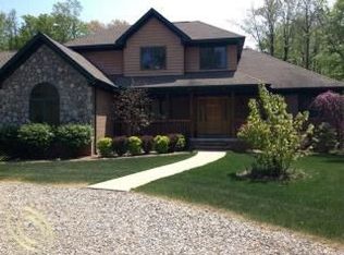 3837 Dartmouth Rd, Oxford, MI 48371