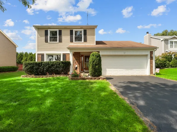 40 Rosewood Dr, Roselle, IL 60172