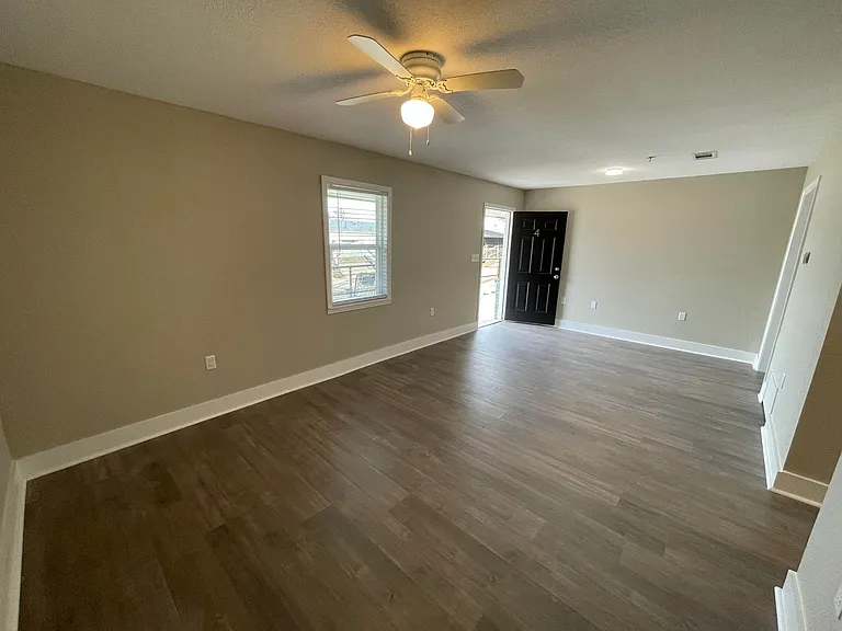 2420 Dudley St — Photo 5