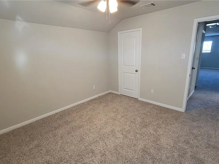 6406 Kildare Dr — Photo 18