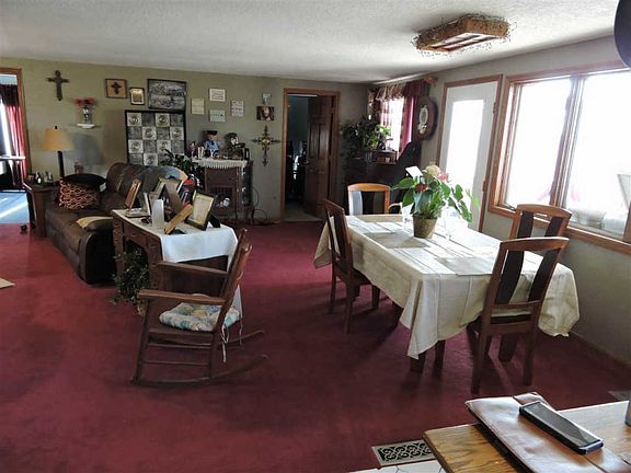 3rd image of 17438 Deer Hollow Dr