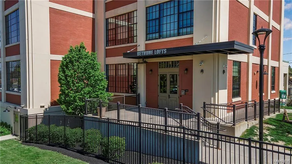 1 bed, 800 sqft, $950 — Photo 3