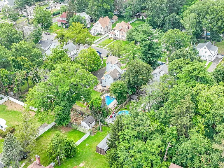 Neighborhood