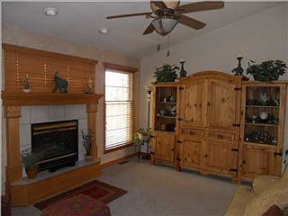 4th image of 214 N Emporia Ave
