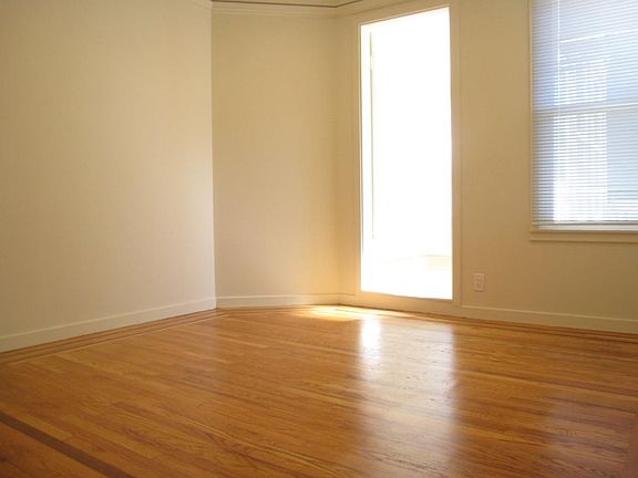 5th image of 233 Dolores St