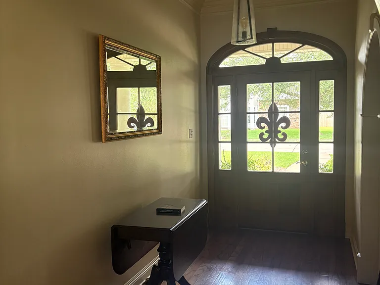 6605 Tennyson Oaks Ln — Photo 14