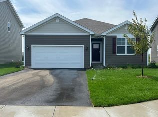 10330 Privet Dr, Crown Pt, IN