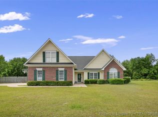 6628 Valley Falls Rd, Hope Mills, NC 28348