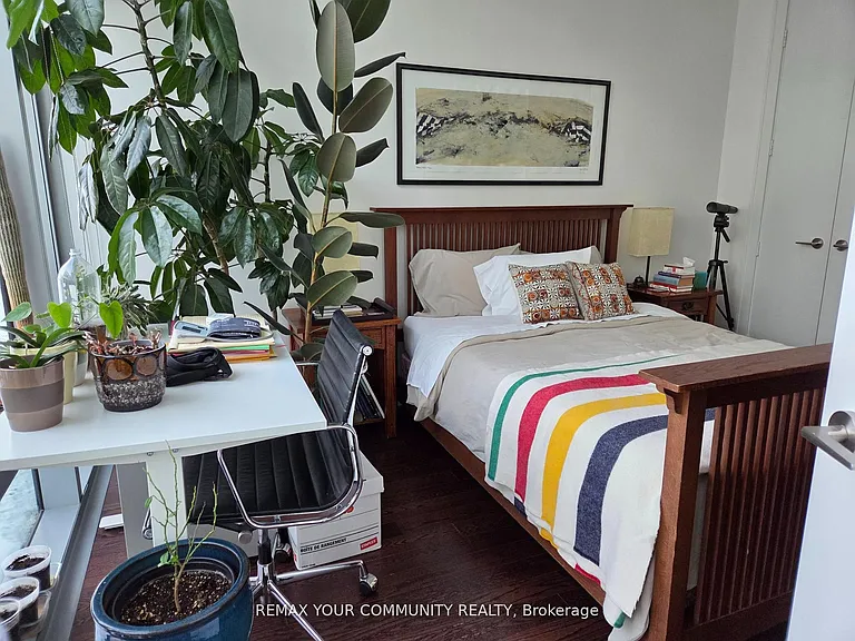 39 Queens Quay E #815 — Photo 10