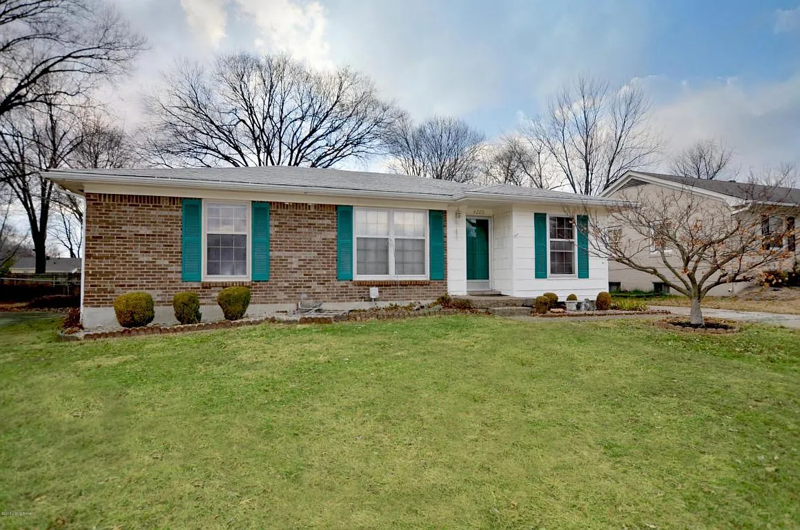 4220 Saint Thomas Ave photo 1