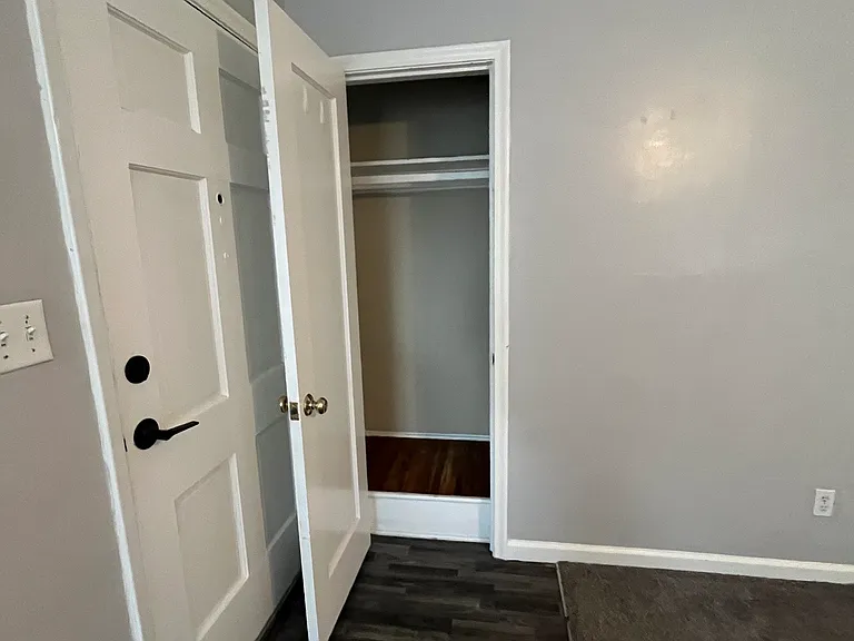 2704 S Alden St #A — Photo 5