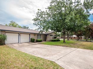 14207 Susancrest Dr, San Antonio, TX 78232