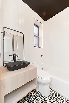 Rented by Living New York | media 19
