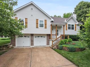 202 Toucan St, Raymore, MO 64083