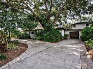 1922 Oleander St, Sarasota, FL 34239